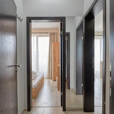 морски вълни- комплекс хоризонт, първа линия, безплатен паркинг Apartment